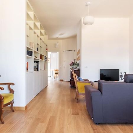Elegante Bilocale San Calocero Apartment Milan Exterior photo